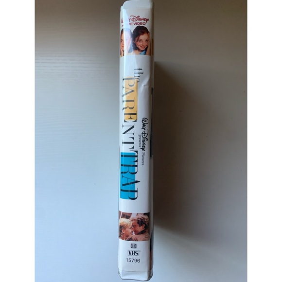 Disneys The Parent Trap VHS - Picture 2 of 4